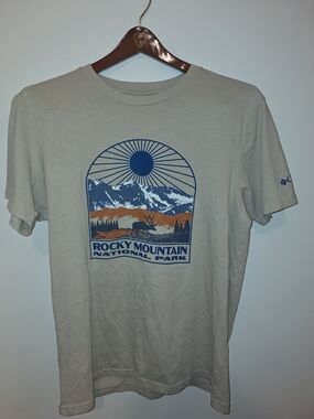 Columbia Cream Short-Sleeve Tee with Blue & Brown Graphic